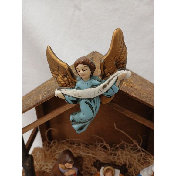 VNTG Nativity Set Hand Carved Wood Hand Painted 11 Pieces Stable Japan Christmas - Picture 2 of 16